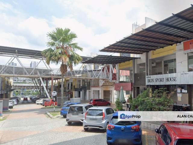 Shop for sale in Taman Pinggiran Putra, Majlis Bandaraya Subang Jaya