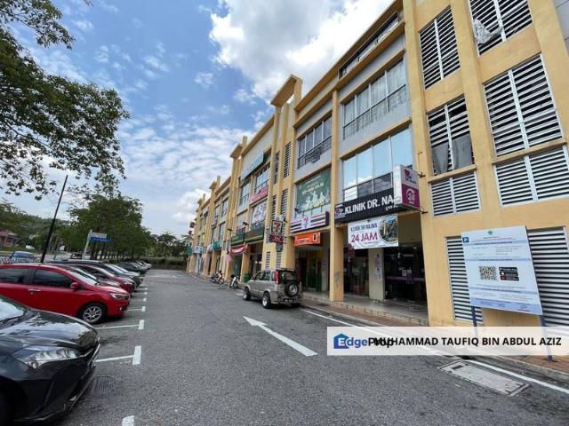 Shop for sale in Putrajaya