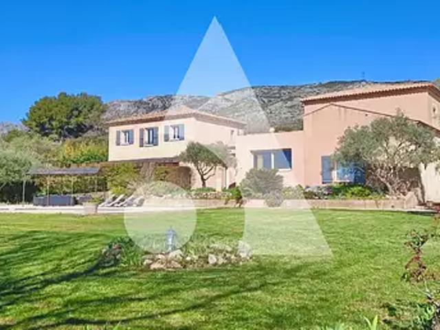 Maison vente à Aix-en-Provence, Puyloubier