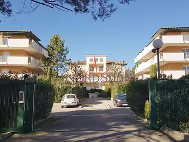 Garage location à Aix-en-Provence, Aix-en-provence