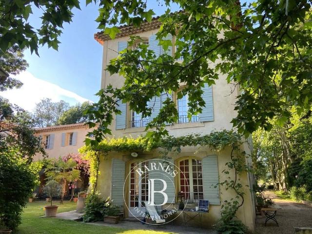 Maison location à Marseille, Cuges-les-pins