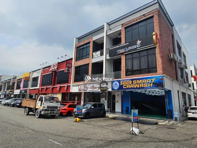 Residential House for rent in Country Heights Damansara, Kuala Lumpur