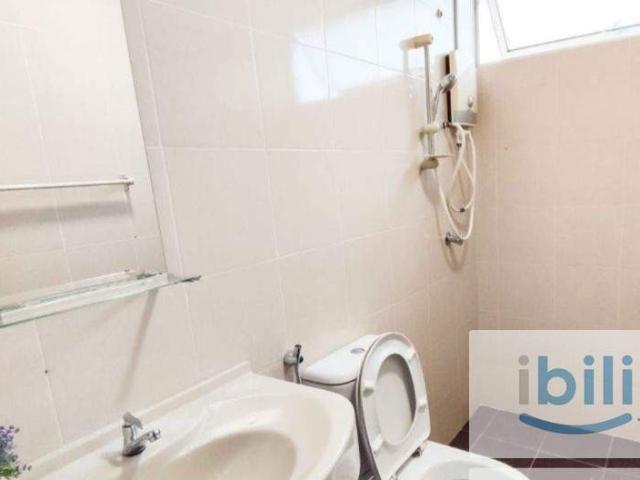 Room for rent in Country Heights Damansara, Kuala Lumpur