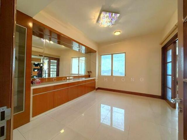 Residential House for sale in Country Heights Damansara, Kuala Lumpur