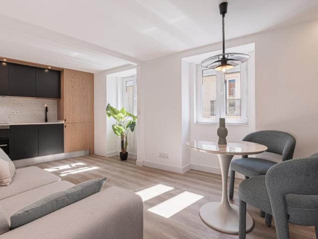 Apartamento venda em Santo António, Lisboa