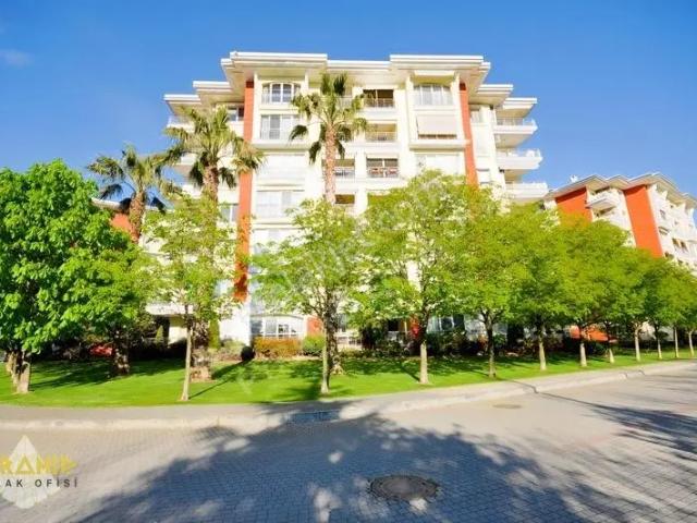 Bakirköy, İstanbul içerisinde satılık mülk
