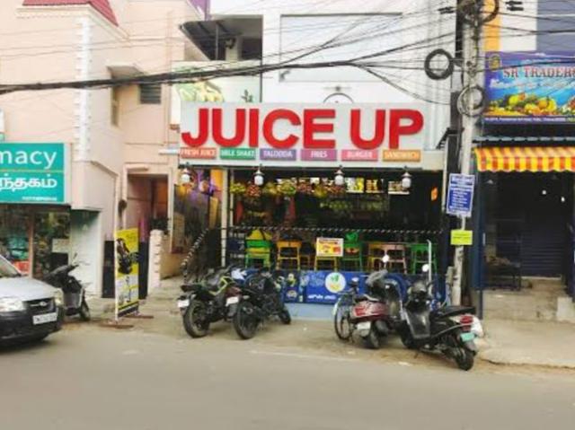 Commercial for rent in Hariana