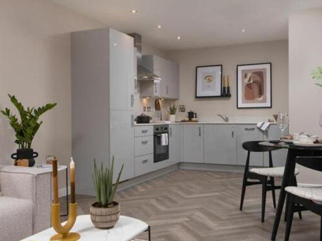 House for sale in Chertsey, Runnymede