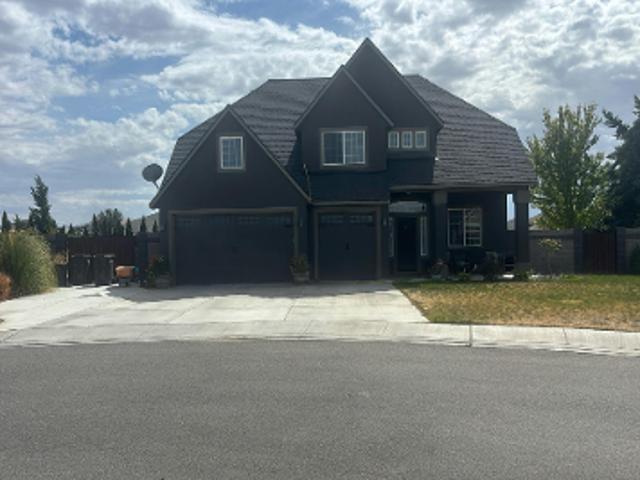 House for sale in West Richland, Washington