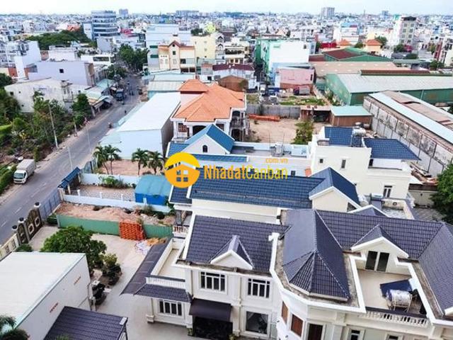 Nhà mặt phố bán