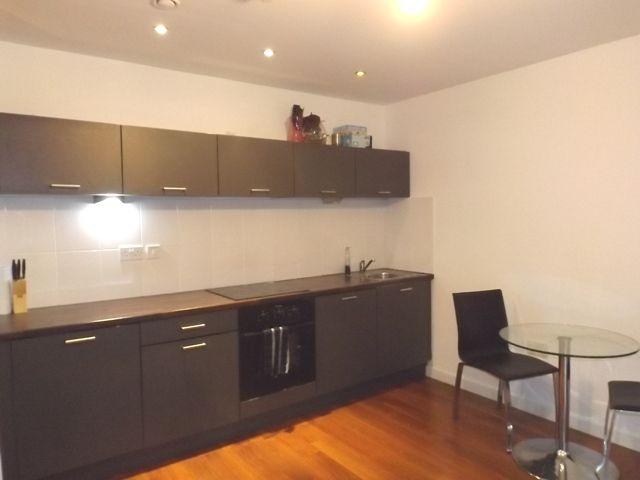 Apartment for rent in Saint Vincent's, Netherthorpe