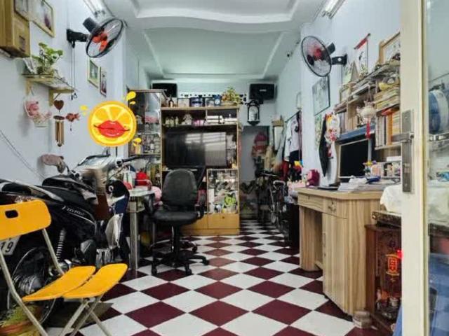 Nhà bán tại Khuôn viên UBND Thành phố Hồ Chí Minh, Thành phố Hồ Chí Minh