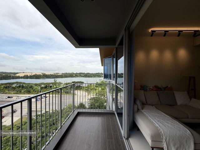 Condominium for sale in Tampines, 18 Far East, Tampines