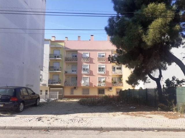 Terreno venda em Quinta Do Conde, Setúbal