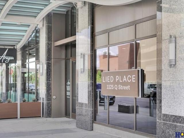 Condo for sale in Lincoln