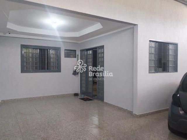 Casa venda em Região Geográfica Imediata do Distrito Federal, Região Integrada de Desenvolvimento do Distrito Federal e Entorno