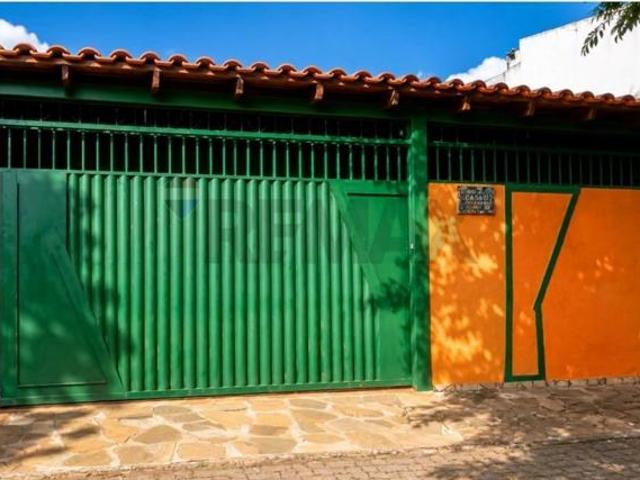 Casa venda em Região Geográfica Imediata do Distrito Federal, Região Integrada de Desenvolvimento do Distrito Federal e Entorno