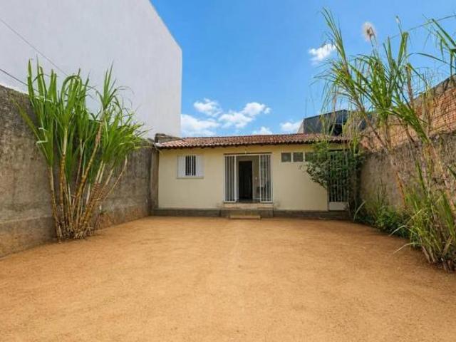 Casa venda em Região Geográfica Imediata do Distrito Federal, Região Integrada de Desenvolvimento do Distrito Federal e Entorno