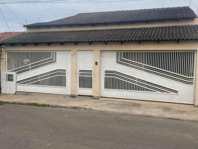 Casa venda em Região Geográfica Imediata do Distrito Federal, Região Integrada de Desenvolvimento do Distrito Federal e Entorno