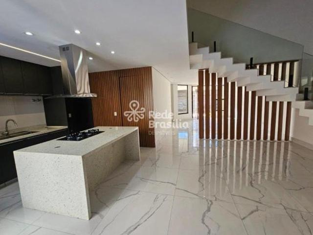 Casa venda em Região Geográfica Imediata do Distrito Federal, Região Integrada de Desenvolvimento do Distrito Federal e Entorno