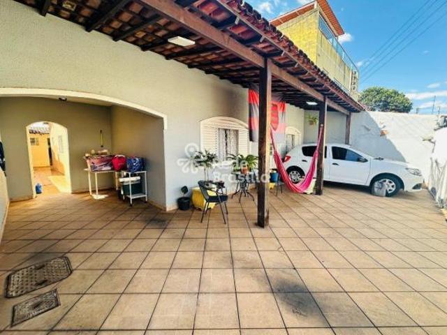 Casa venda em Região Geográfica Imediata do Distrito Federal, Região Integrada de Desenvolvimento do Distrito Federal e Entorno