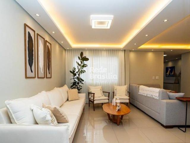 Casa venda em Região Geográfica Imediata do Distrito Federal, Região Integrada de Desenvolvimento do Distrito Federal e Entorno