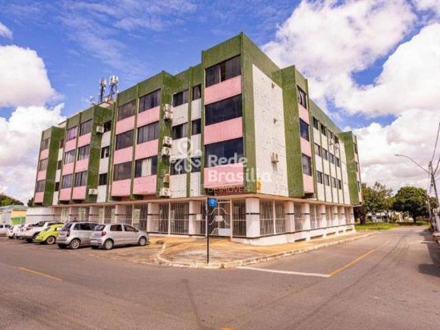 Apartamento venda em Região Geográfica Imediata do Distrito Federal, Região Integrada de Desenvolvimento do Distrito Federal e Entorno