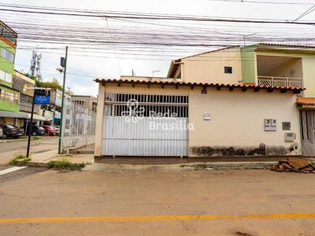 Casa venda em Região Geográfica Imediata do Distrito Federal, Região Integrada de Desenvolvimento do Distrito Federal e Entorno