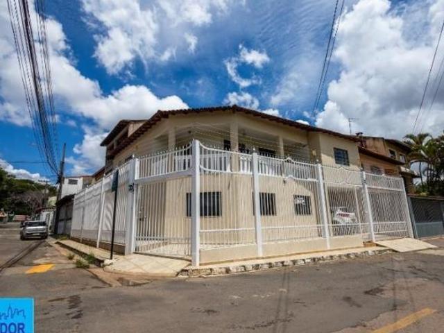 Casa venda em Região Geográfica Imediata do Distrito Federal, Região Integrada de Desenvolvimento do Distrito Federal e Entorno