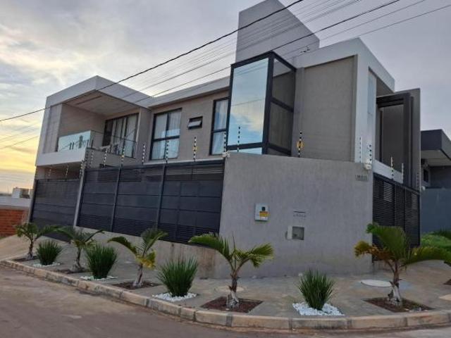 Casa venda em Região Geográfica Imediata do Distrito Federal, Região Integrada de Desenvolvimento do Distrito Federal e Entorno