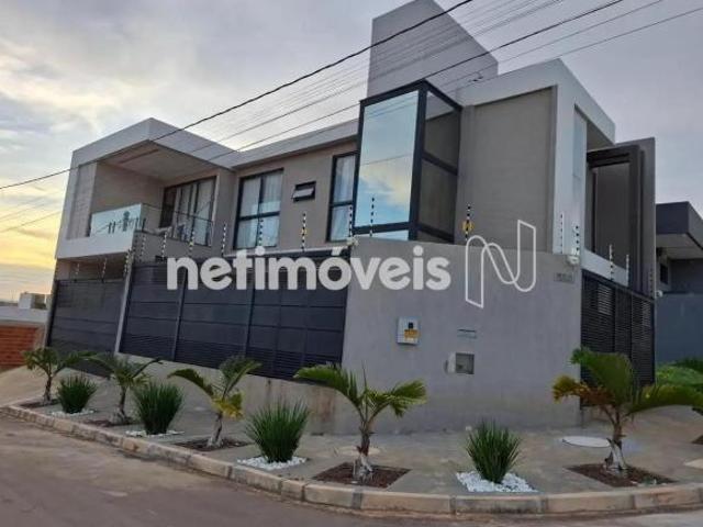 Casa venda em Região Geográfica Imediata do Distrito Federal, Região Integrada de Desenvolvimento do Distrito Federal e Entorno