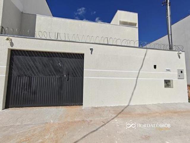 Casa venda em Região Geográfica Imediata do Distrito Federal, Região Integrada de Desenvolvimento do Distrito Federal e Entorno
