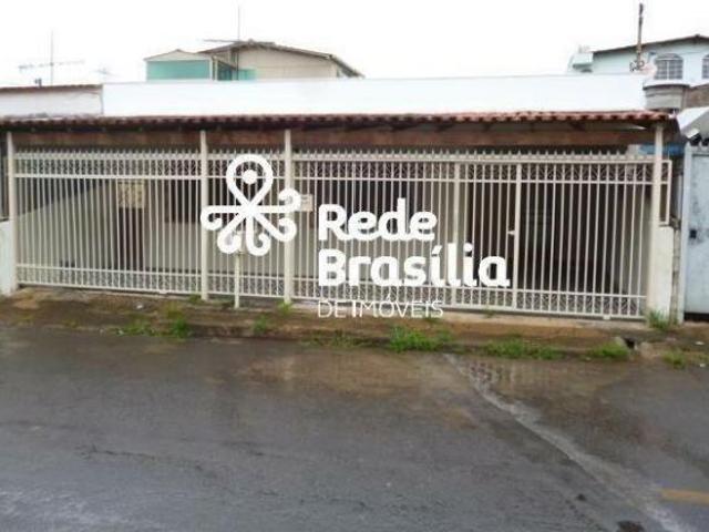 Casa venda em Região Geográfica Imediata do Distrito Federal, Região Integrada de Desenvolvimento do Distrito Federal e Entorno