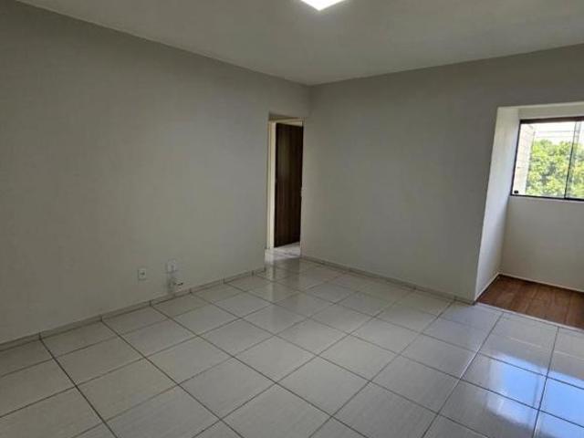 Apartamento venda em Região Geográfica Imediata do Distrito Federal, Região Integrada de Desenvolvimento do Distrito Federal e Entorno