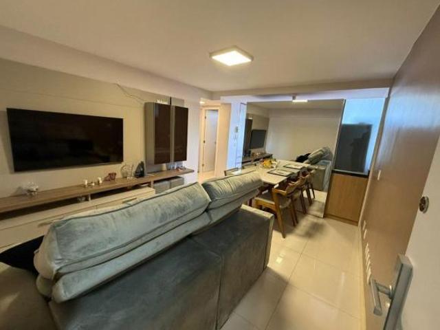 Apartamento venda em Região Geográfica Imediata do Distrito Federal, Região Integrada de Desenvolvimento do Distrito Federal e Entorno
