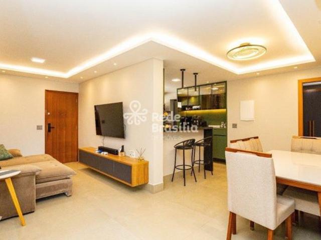 Apartamento venda em Região Geográfica Imediata do Distrito Federal, Região Integrada de Desenvolvimento do Distrito Federal e Entorno