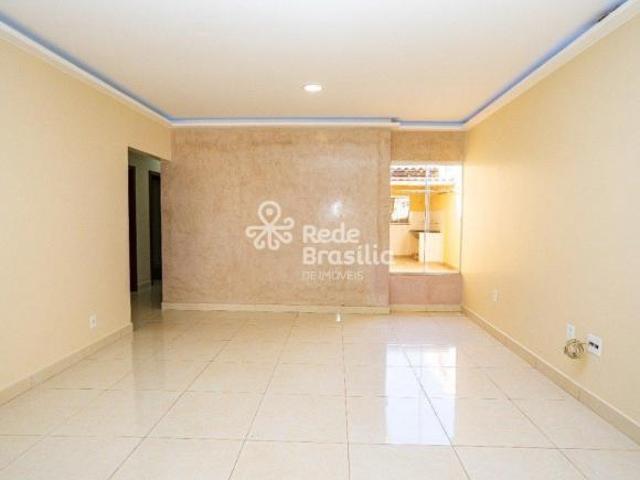 Casa venda em Região Geográfica Imediata do Distrito Federal, Região Integrada de Desenvolvimento do Distrito Federal e Entorno