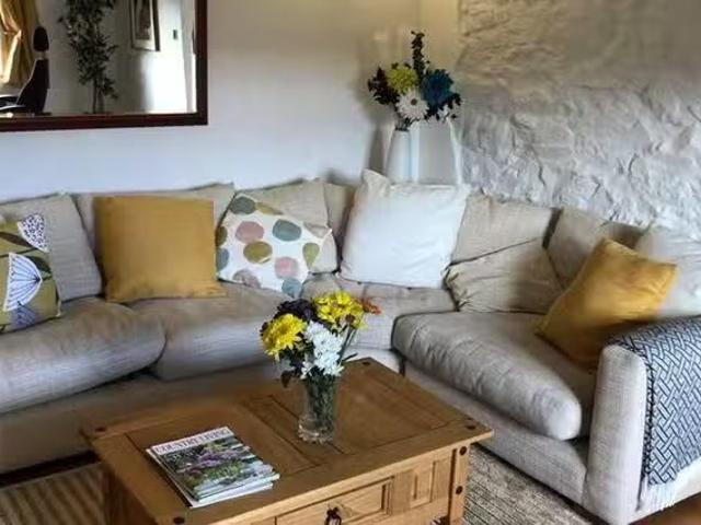 Apartment for rent in Pen-y-Bont-Fawr, Pen-y-garnedd