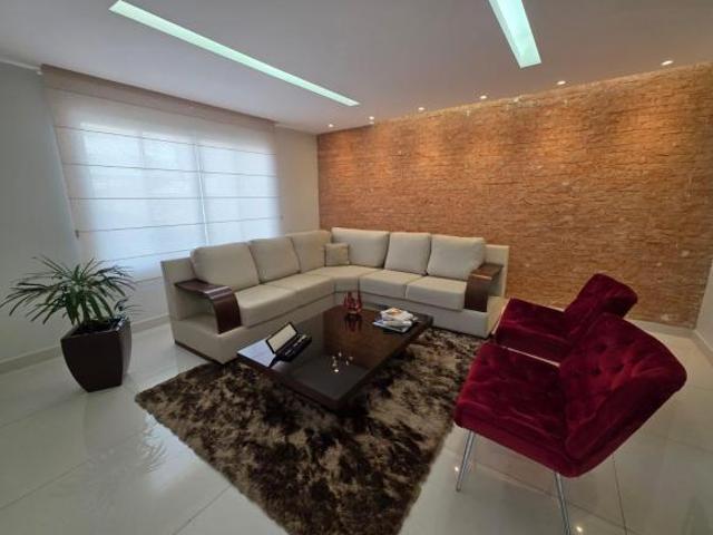 Casa venda em Região Geográfica Imediata do Distrito Federal, Região Integrada de Desenvolvimento do Distrito Federal e Entorno