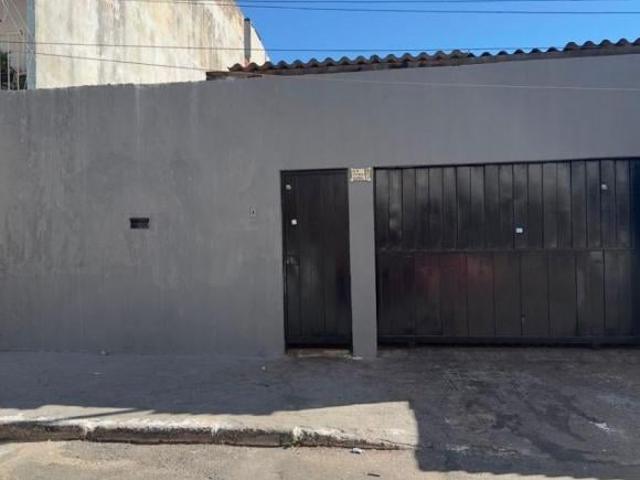 Casa venda em Região Geográfica Imediata do Distrito Federal, Região Integrada de Desenvolvimento do Distrito Federal e Entorno