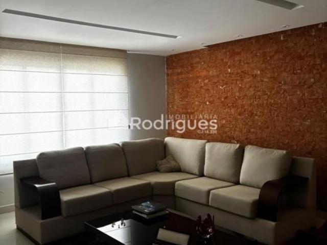 Casa venda em Região Geográfica Imediata do Distrito Federal, Região Integrada de Desenvolvimento do Distrito Federal e Entorno