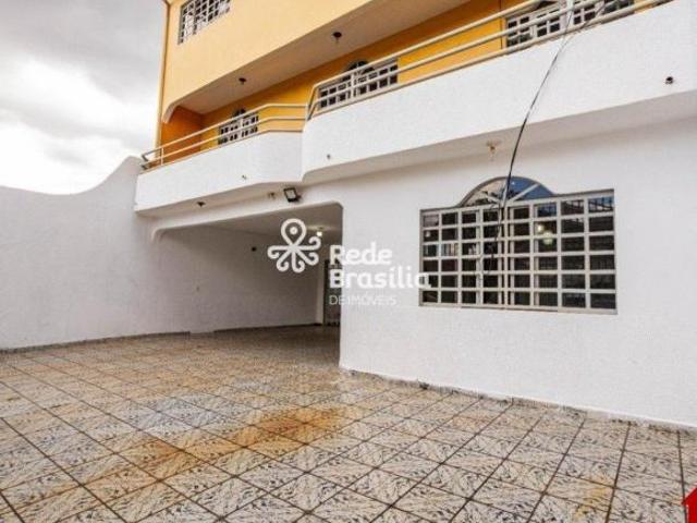Casa venda em Região Geográfica Imediata do Distrito Federal, Região Integrada de Desenvolvimento do Distrito Federal e Entorno