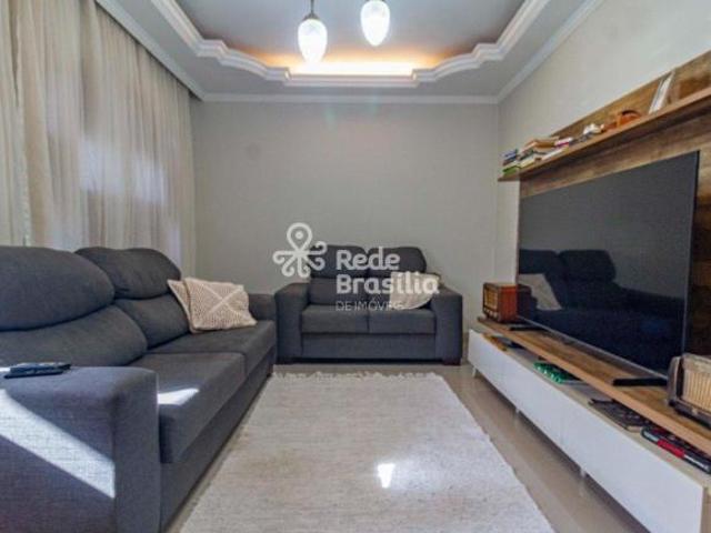 Casa venda em Região Geográfica Imediata do Distrito Federal, Região Integrada de Desenvolvimento do Distrito Federal e Entorno