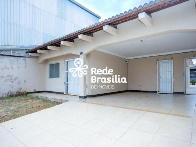 Casa venda em Região Geográfica Imediata do Distrito Federal, Região Integrada de Desenvolvimento do Distrito Federal e Entorno