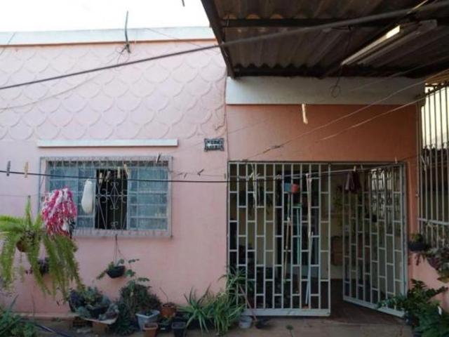 Casa venda em Região Geográfica Imediata do Distrito Federal, Região Integrada de Desenvolvimento do Distrito Federal e Entorno