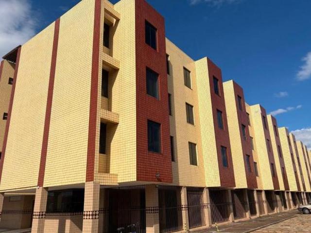 Apartamento venda em Região Geográfica Imediata do Distrito Federal, Região Integrada de Desenvolvimento do Distrito Federal e Entorno