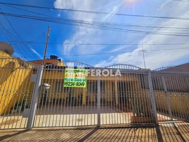 Casa venda em Região Geográfica Imediata do Distrito Federal, Região Integrada de Desenvolvimento do Distrito Federal e Entorno