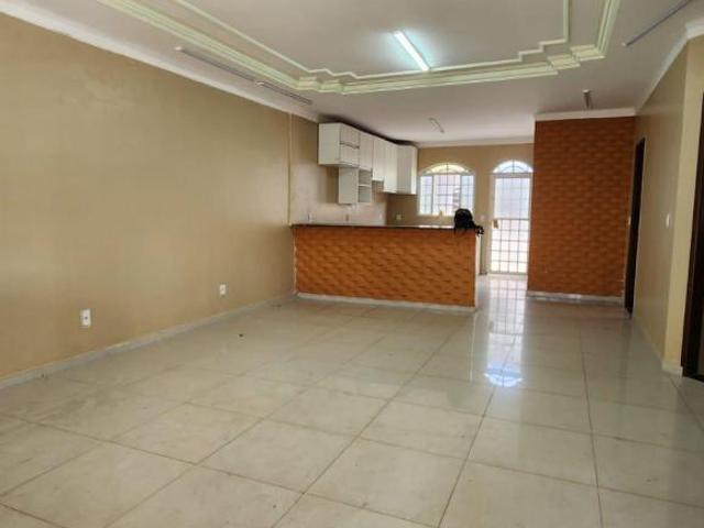 Casa venda em Região Geográfica Imediata do Distrito Federal, Região Integrada de Desenvolvimento do Distrito Federal e Entorno