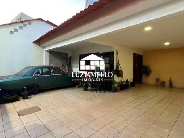 Casa venda em Região Geográfica Imediata do Distrito Federal, Região Integrada de Desenvolvimento do Distrito Federal e Entorno