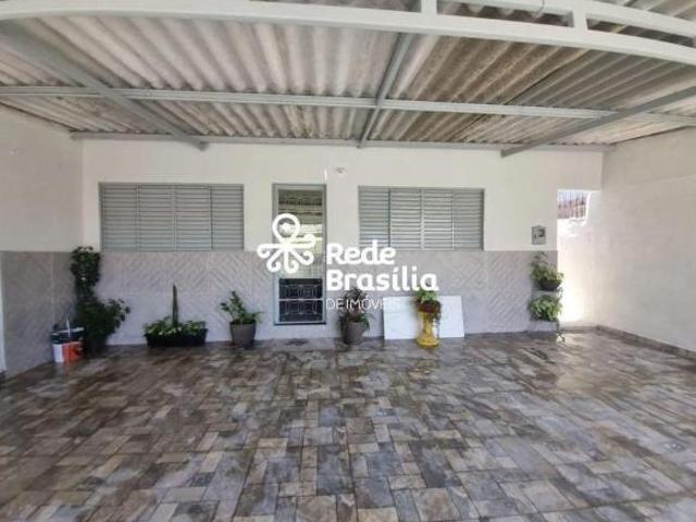 Casa venda em Região Geográfica Imediata do Distrito Federal, Região Integrada de Desenvolvimento do Distrito Federal e Entorno
